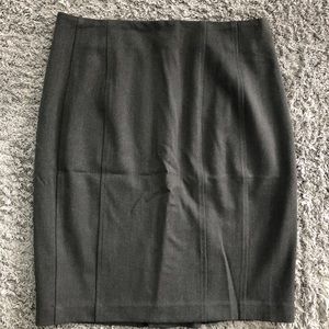 Grey pencil skirt